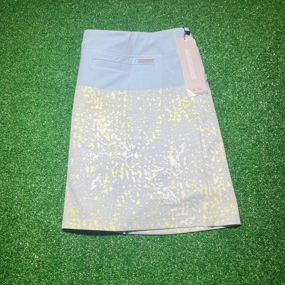 adidas Pants - NWT Women’s Athletic Adidas Skort. Size Medium.